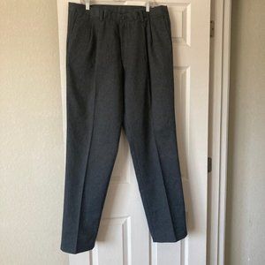 Dockers Men's Classic Fit Pleated Pants